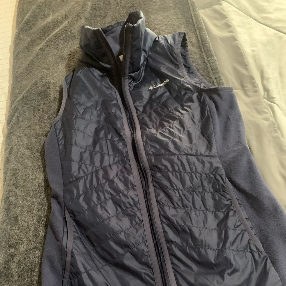 Women’s long Columbia vest navy blue M